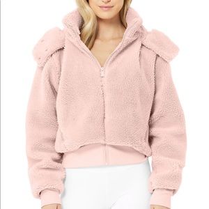 Alo Yoga Foxy Sherpa